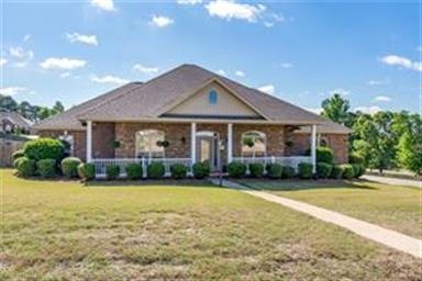 WELCOME TO 18 MARBLE WAY - EXCELLENT FLOOR PLAN - 