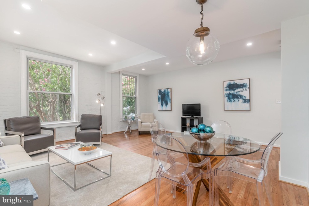 1831 California St NW unit 8, Washington, DC 20009 - photo 1