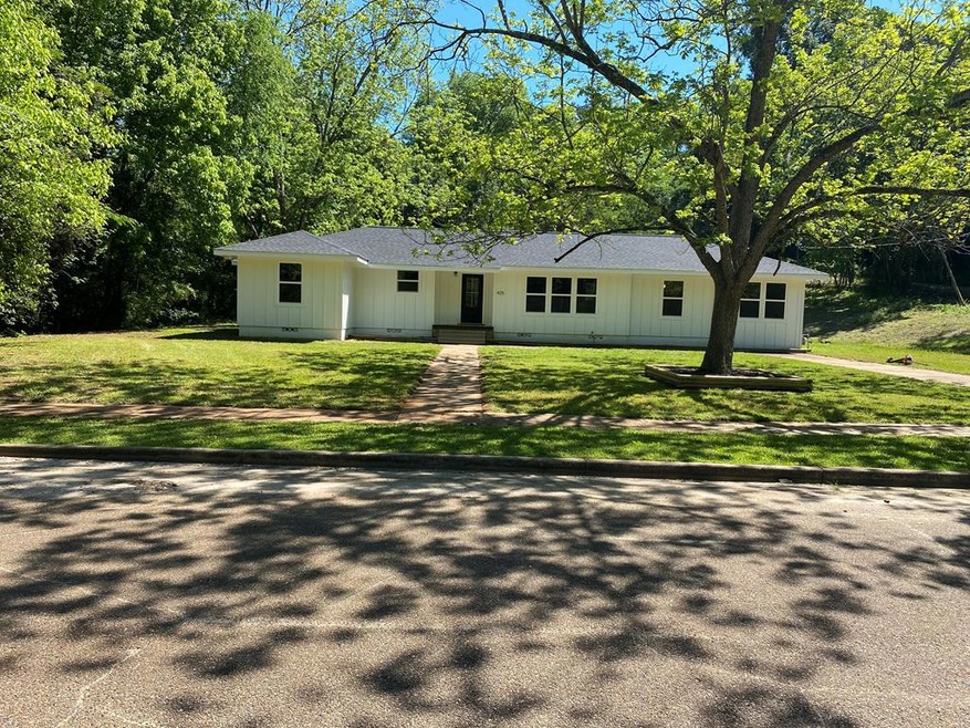 425 Sunset Ave, Nacogdoches, TX 75964 - photo 1