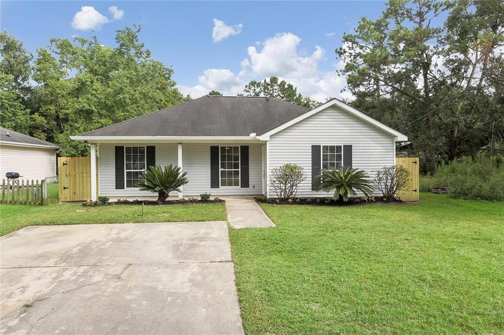 40664 Chinchas Creek Rd, Slidell, LA 70461 - photo 1