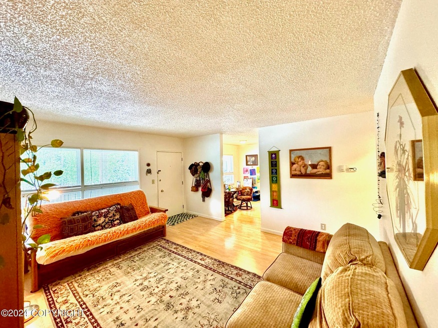 4320 Checkmate Dr unit 13, Anchorage, AK 99508 - photo 1