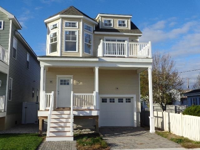 424 W Youngs Ave, Wildwood, NJ 08260 - photo 1