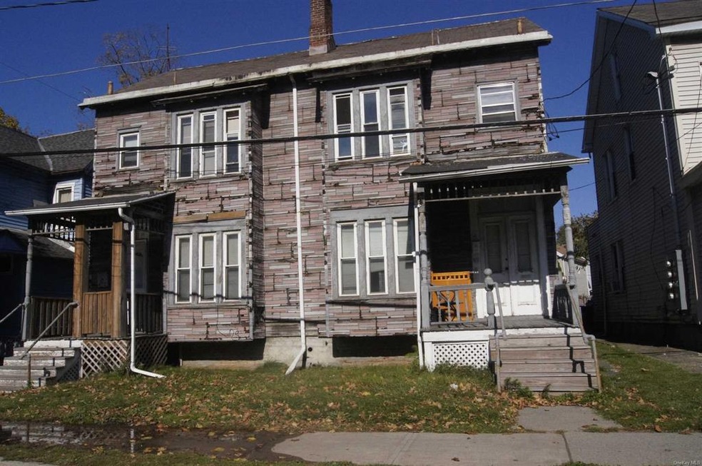 419 Maple St, Poughkeepsie, NY 12601 - photo 1