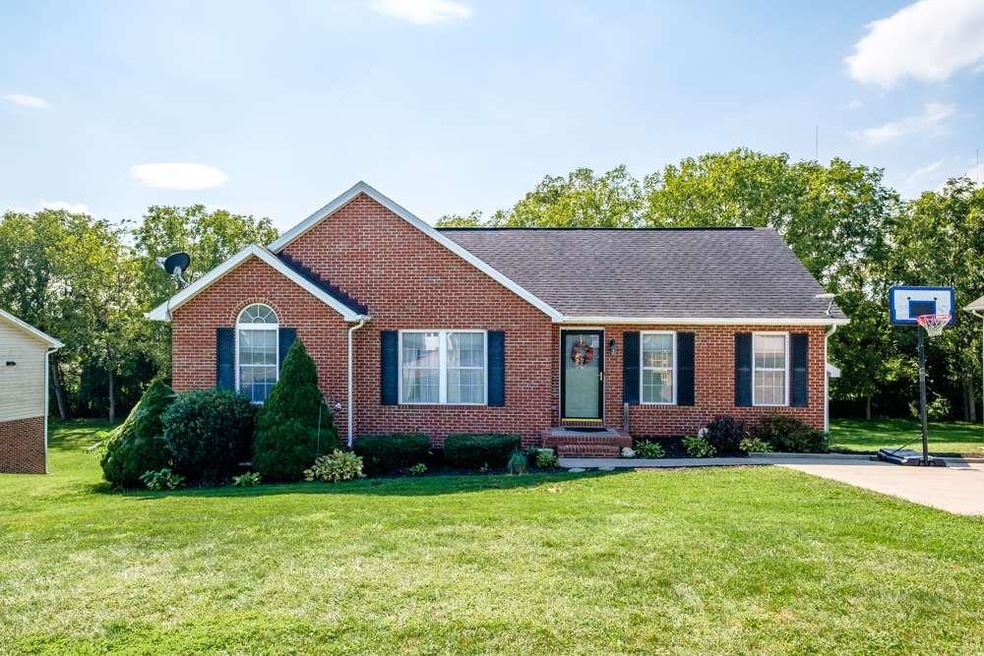 1767 Park Lawn Dr, Harrisonburg, VA 22801 - photo 1