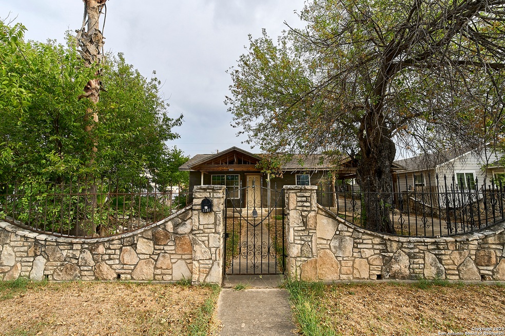 2107 Arbor Place, San Antonio, TX 78207 MLS 1724753
