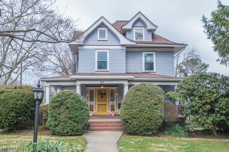 21 Berkeley Place, Montclair, NJ 07042 - photo 1