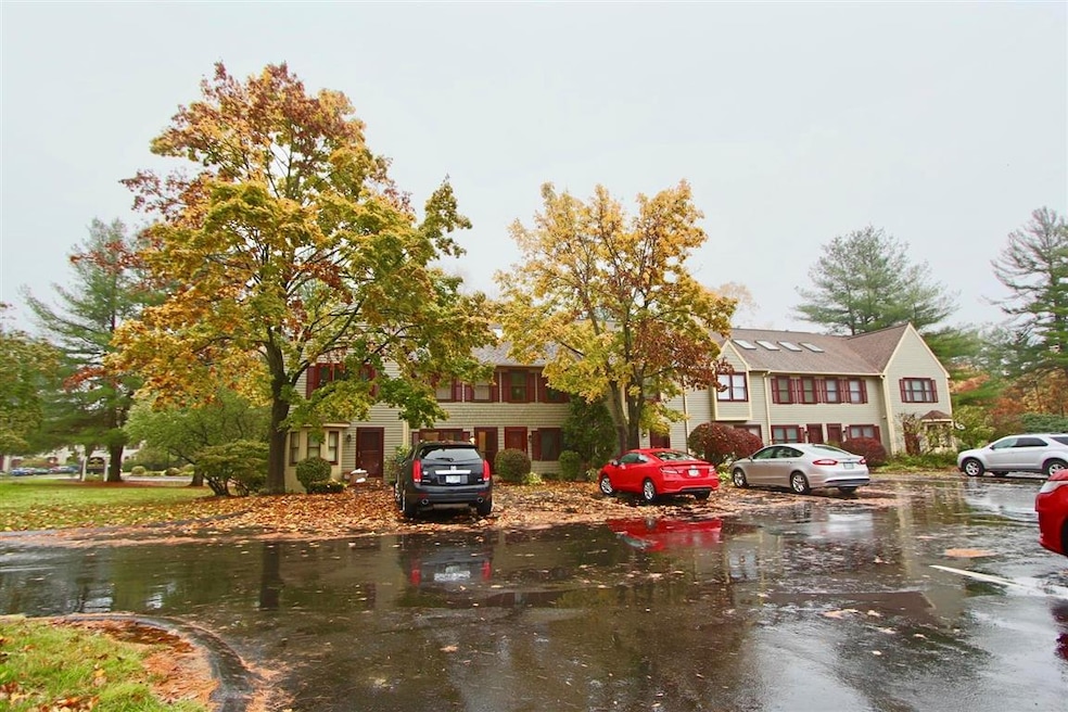 107 Bartemus Trail unit U478, Nashua, NH 03063 - photo 1