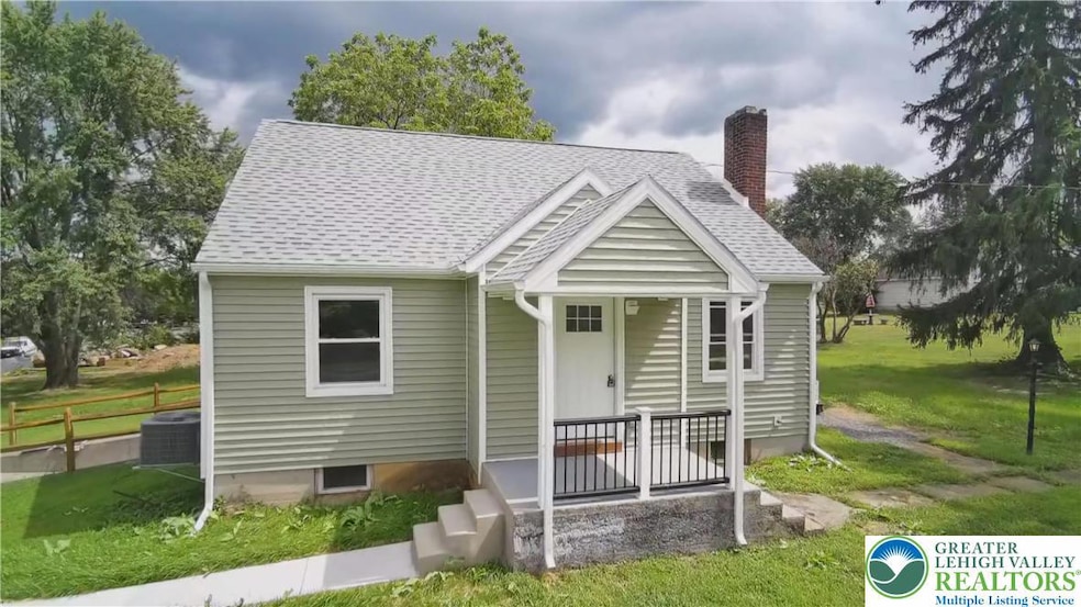 Pending $349,000 • Co-Listing Agent