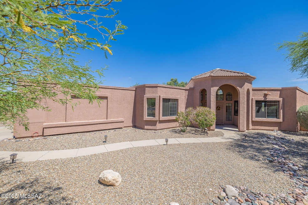 10318 N Alder Spring Dr, Tucson, AZ 85737 - photo 1