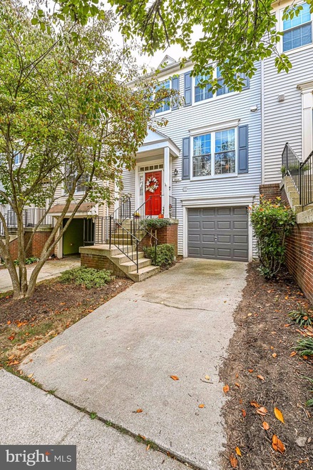 5834 Wye Oak Commons Ct unit 17, Burke, VA 22015 - photo 1