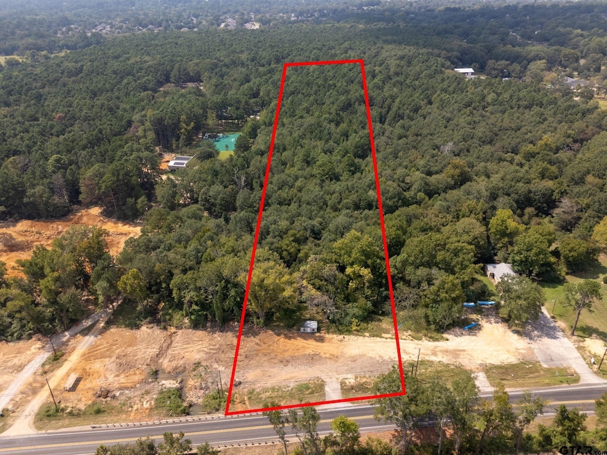 For Sale $900,000 • Co-Listing Agent