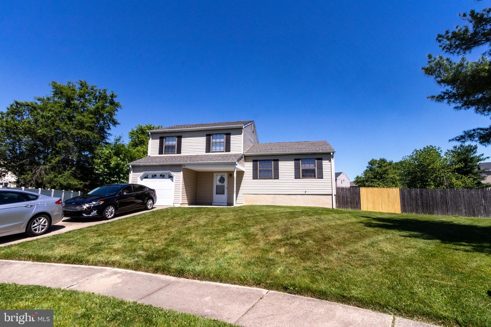 400 Pheasant Cir, Bear, DE 19701 - photo 1