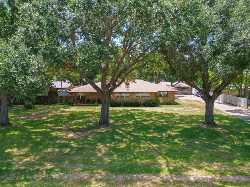 1700 Old Van Vleck Rd, Bay City, TX 77414 - photo 1