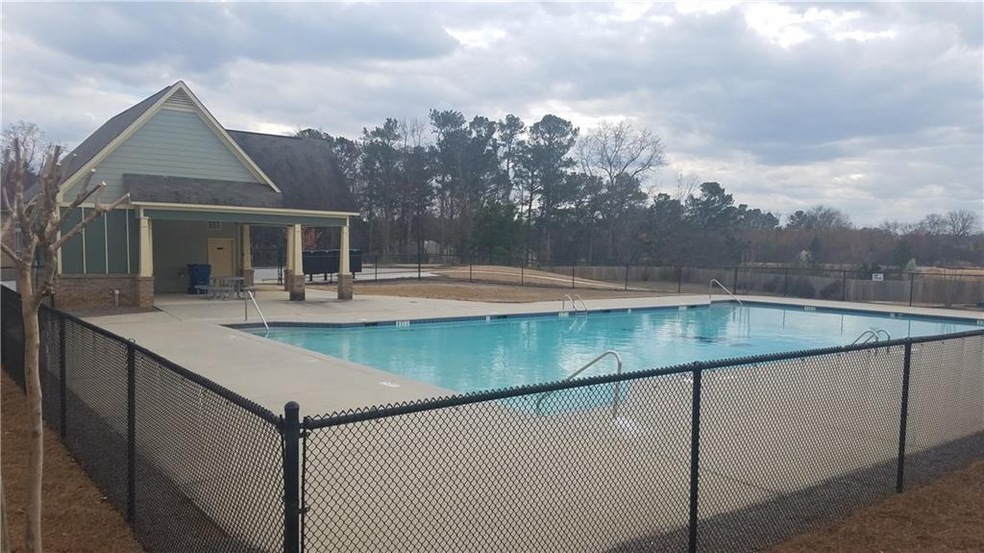 680 Stonebranch Dr, Loganville, GA 30052 - photo 1