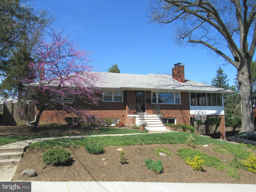 5631 34th St N, Arlington, VA 22207 - photo 1