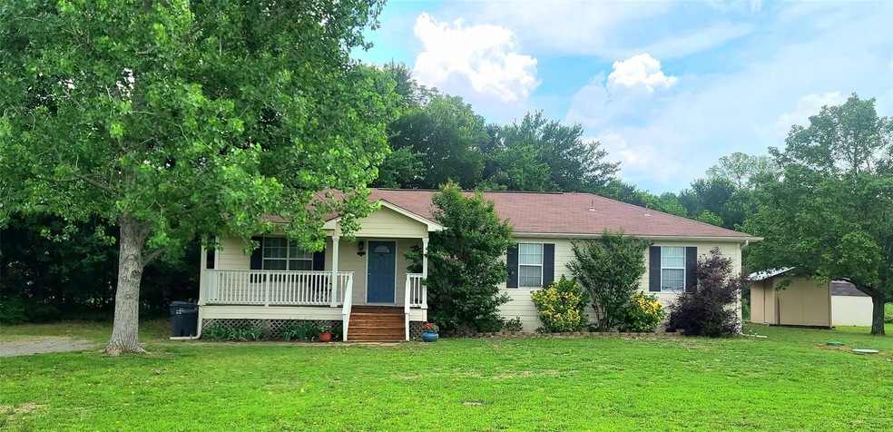 4688 W Loy Lake Rd, Denison, TX 75020 - photo 1