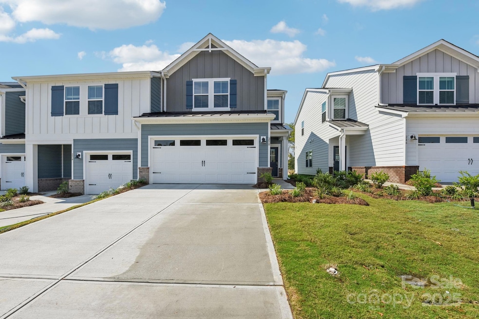409 Markridge Loop, Fort Mill, SC 29708 - photo 1