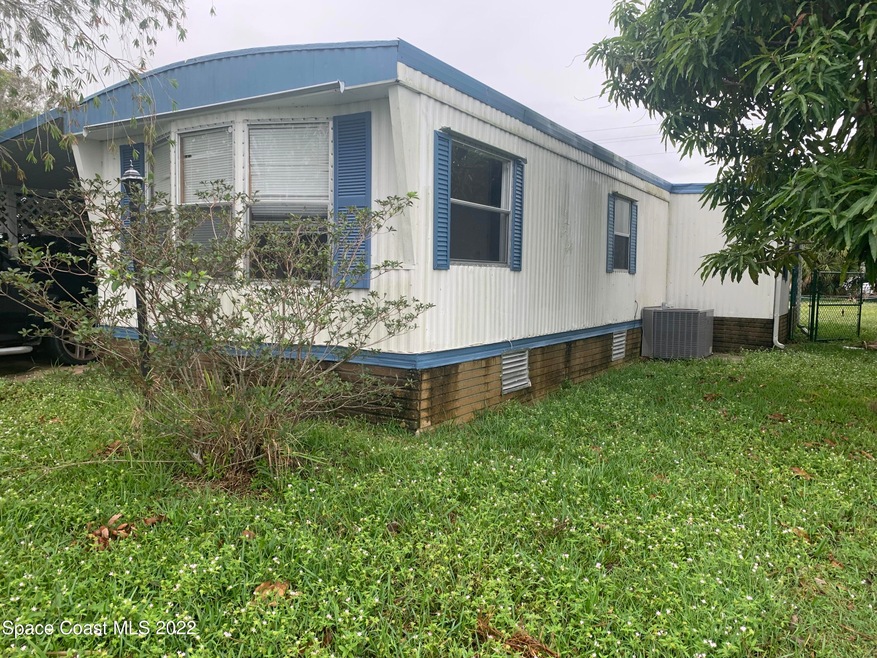 624 Marlin Cir, Sebastian, FL 32976 - photo 1