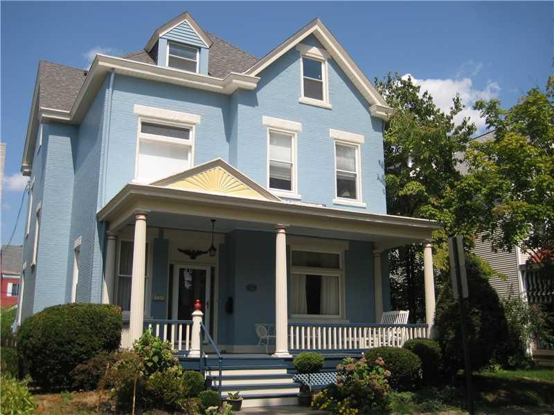 Exterior Front. Grand, renovated 5 bedroom house i