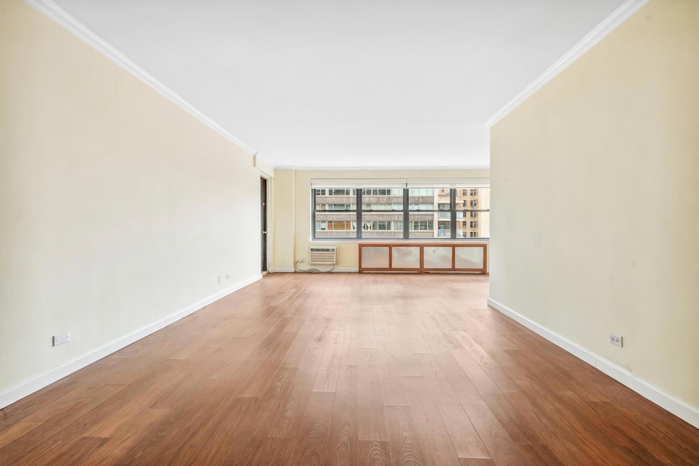 Sold $1,730,000 • Co-Listing Agent