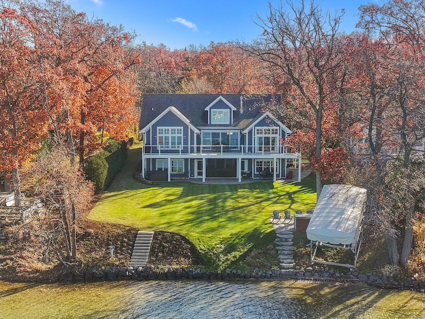 1615 E Lake Shore Dr, Twin Lakes, WI 53181 - photo 1