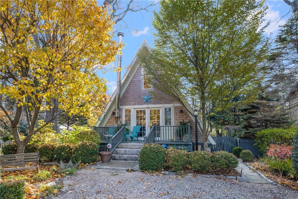 63 Ferry St, Jamestown, RI 02835 - photo 1