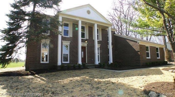 Exterior 2.jpg