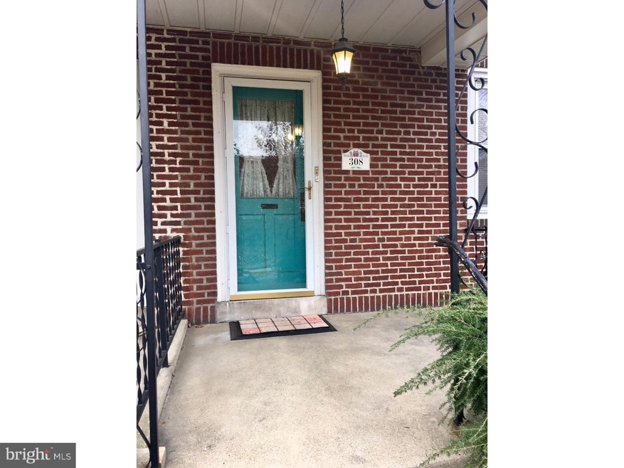 308 S 3rd Ave, Reading, PA 19611 - photo 1