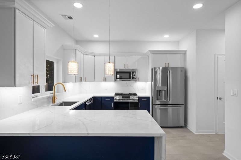 410 Morris Place, Roselle, NJ 07203 - photo 1