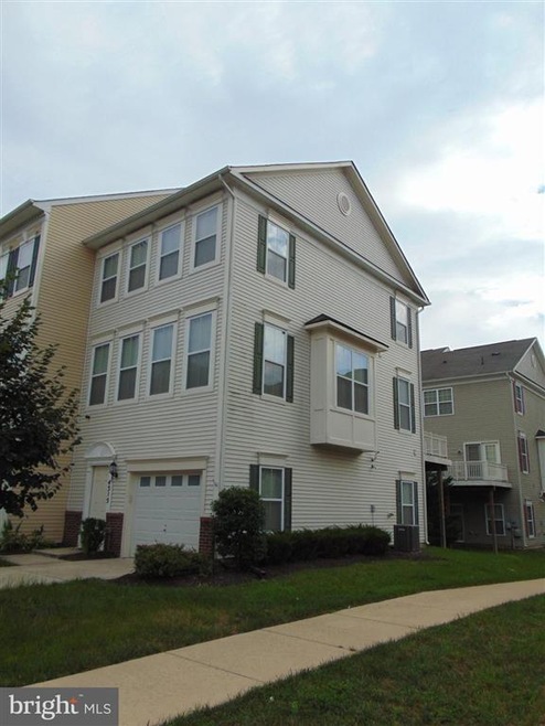 4315 Potomac Highlands Cir, Triangle, VA 22172 - photo 1