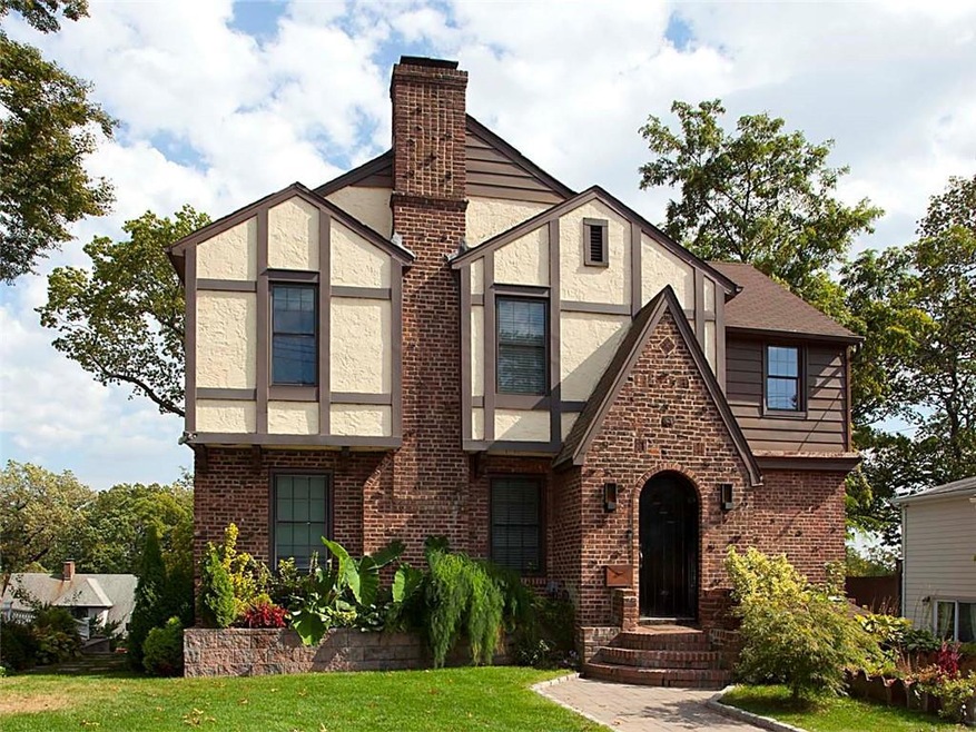 34 Hillcrest Ave, Yonkers, NY 10705 - photo 1