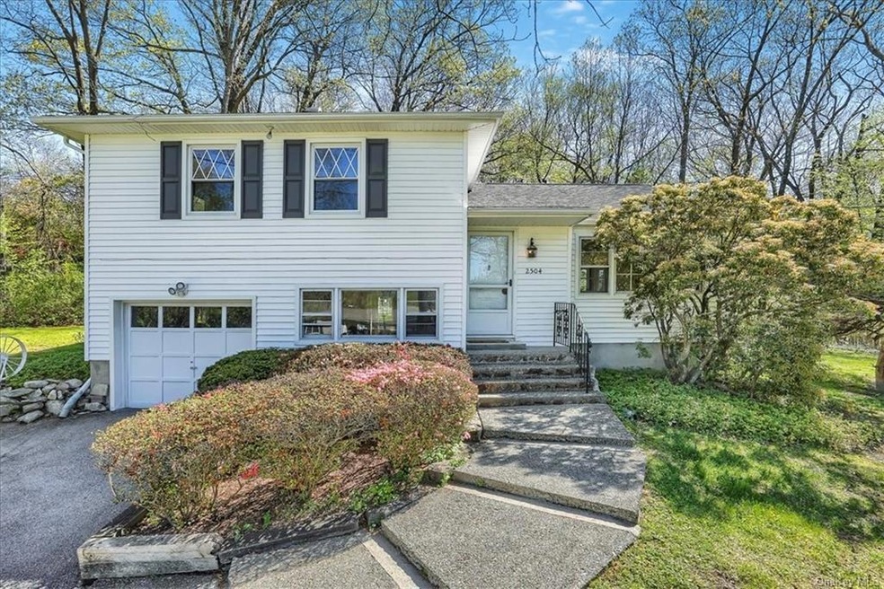 2504 Ridge St, Yorktown Heights, NY 10598 - photo 1