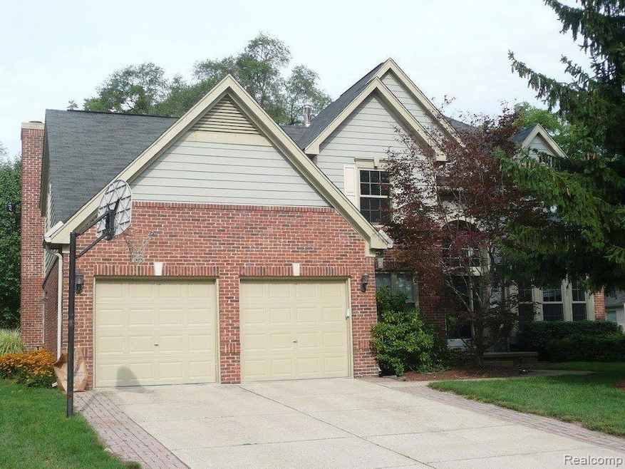 2511 Brooklawn Rd, Troy, MI 48084 - photo 1