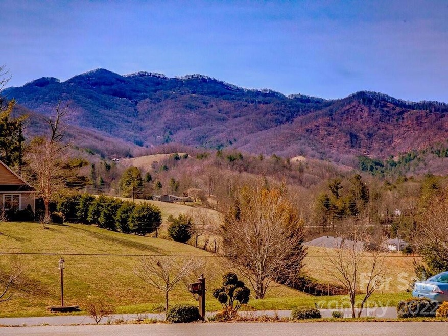 110 Vista Dr, Burnsville, NC 28714 - photo 1