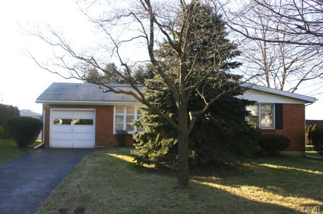 2409 East Blvd, Bethlehem, PA 18017 - photo 1