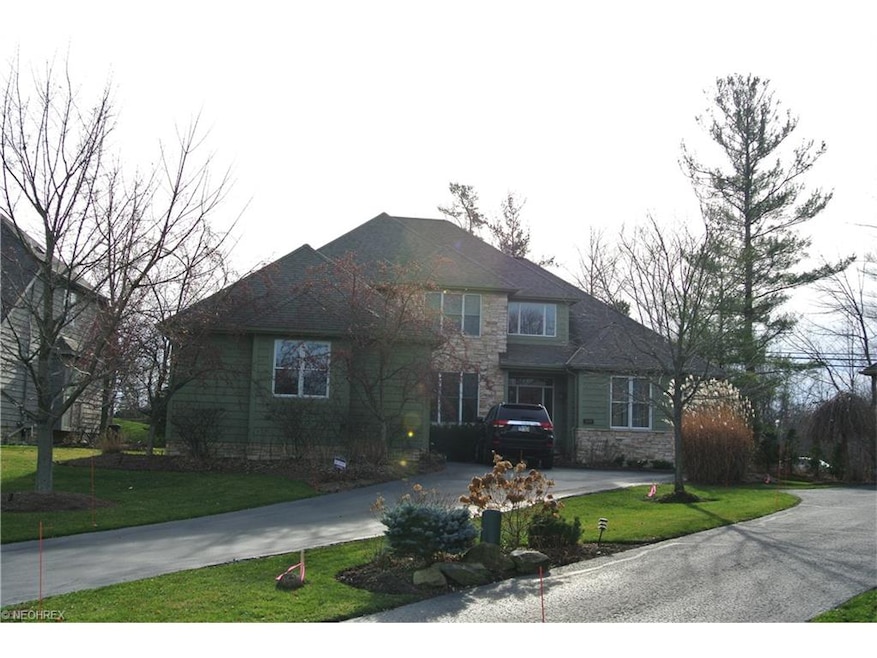 211 Raleigh Ct, Aurora, OH 44202 - photo 1