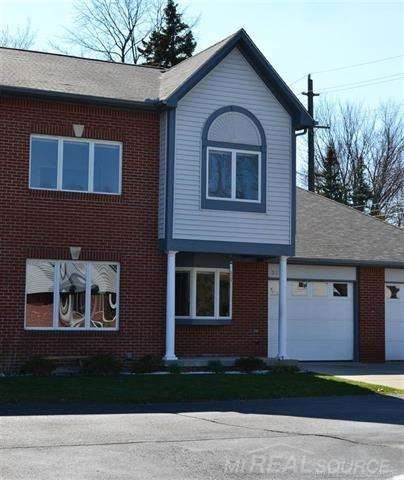 2 bdrm, 2.5 bthrm,Condo Algonac MI