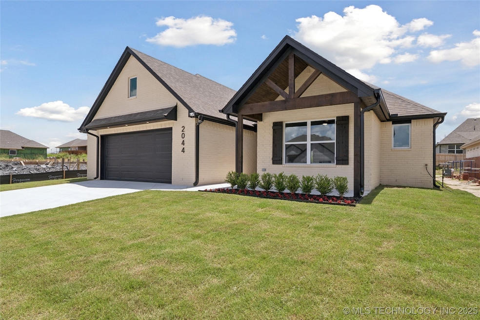 2044 E 129th Place S, Jenks, OK 74037 - photo 1