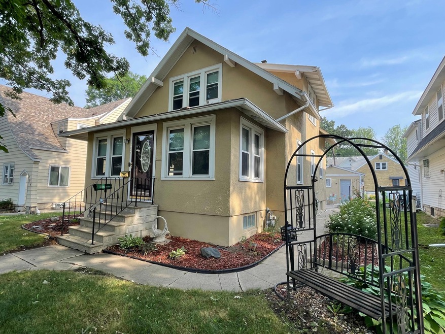 802 8th Ave NW, Austin, MN 55912 - photo 1