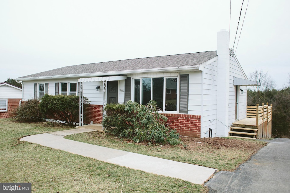 4246 Dixie Ave, Chambersburg, PA 17202 - photo 1