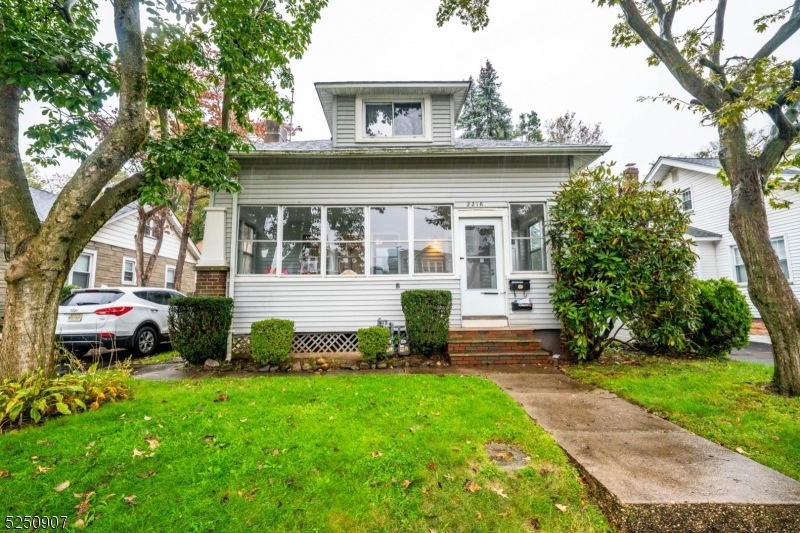 2218 Church St, Rahway, NJ 07065 - photo 1