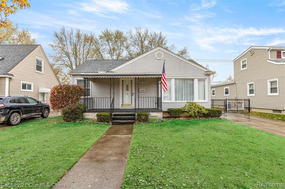 13683 Wesley St, Southgate, MI 48195 - photo 1