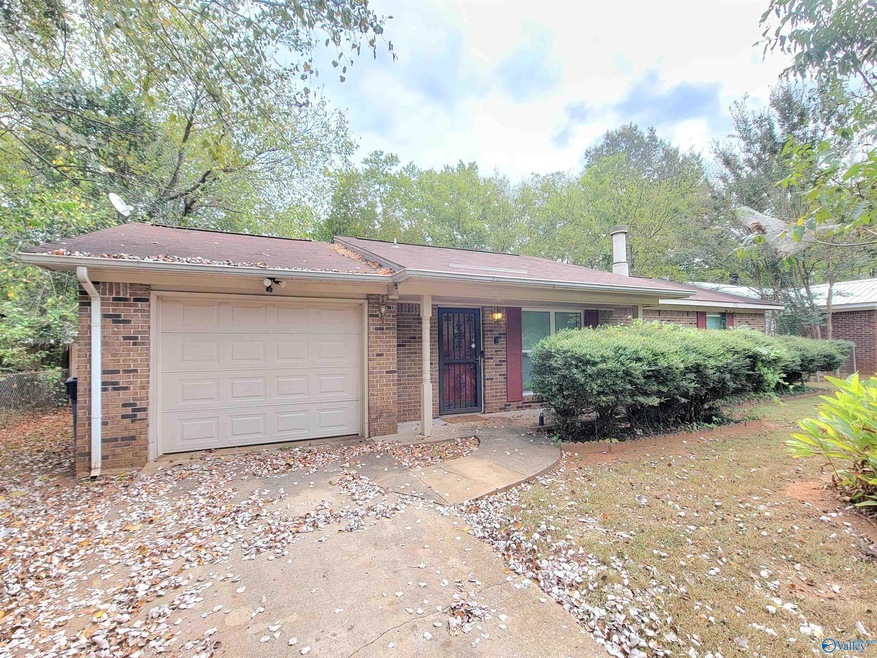 3613 White Oak Way SW, Huntsville, AL 35805 - photo 1