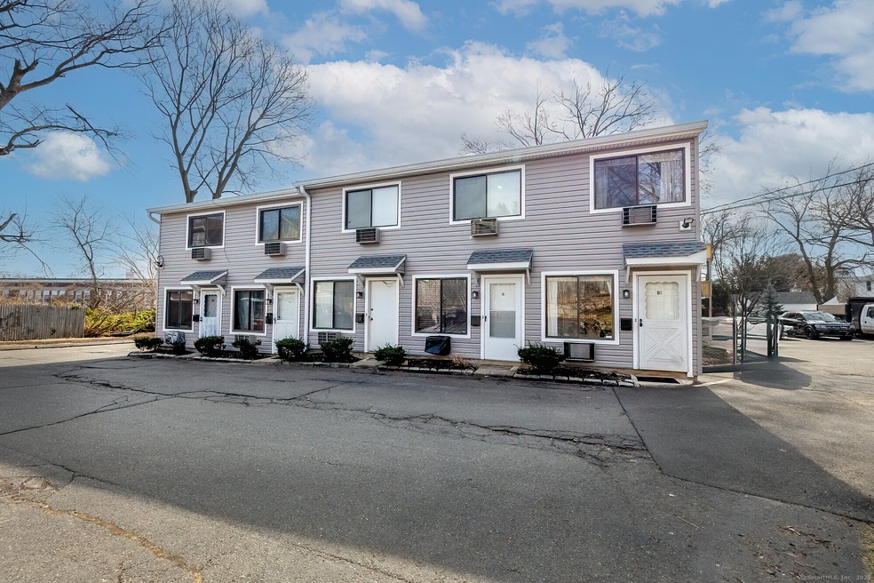 187 Flax Hill Rd unit B1, Norwalk, CT 06854 - photo 1