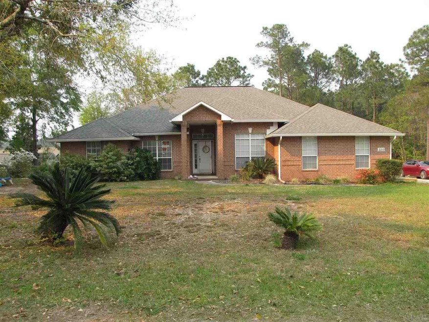 2210 Hollyhill Rd, Pensacola, FL 32526 - photo 1