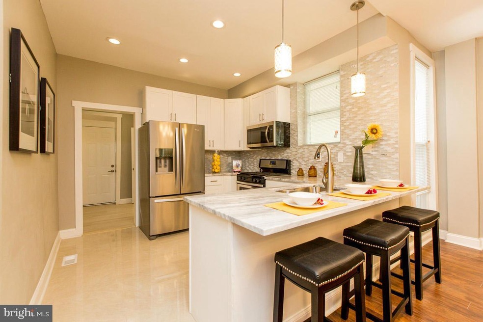 2466 Lakeview Ave, Baltimore, MD 21217 - photo 1