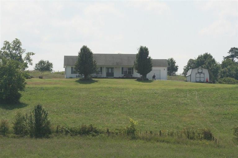 165 Ray Webb Ln, Harrodsburg, KY 40330 - photo 1