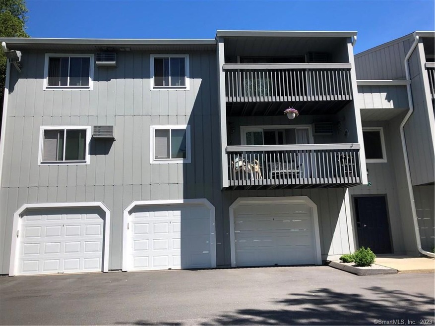 72 Buddington Rd unit 1, Groton, CT 06340 - photo 1