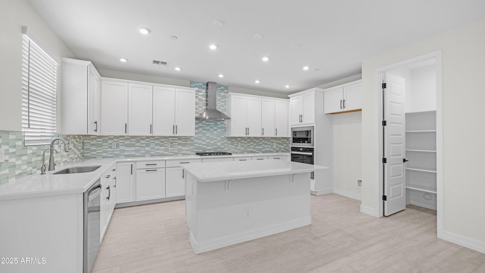 13359 W Eagle Feather Rd, Peoria, AZ 85383 - photo 1