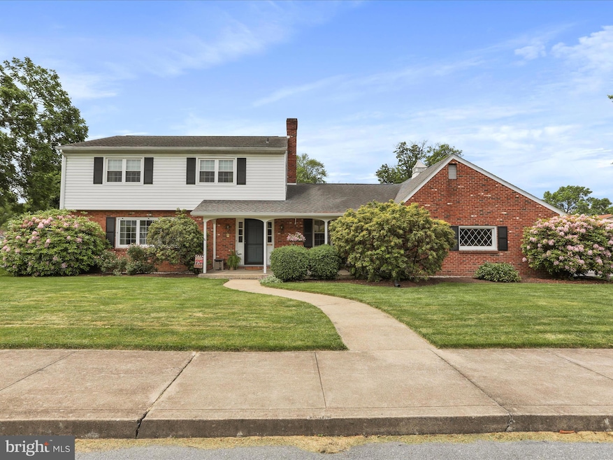Pending $359,900